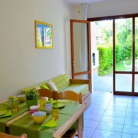 Gorgeous Retreat With Private Garden In
